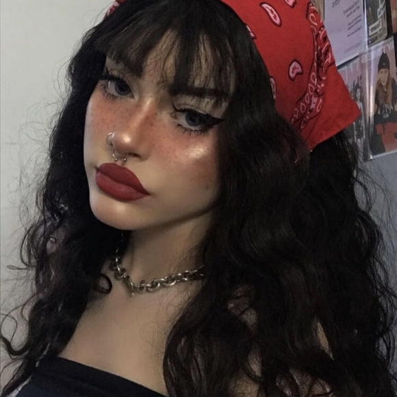 (SOLD) 18 inch synthetic blend sheep roll wig - Picture 5 of 7